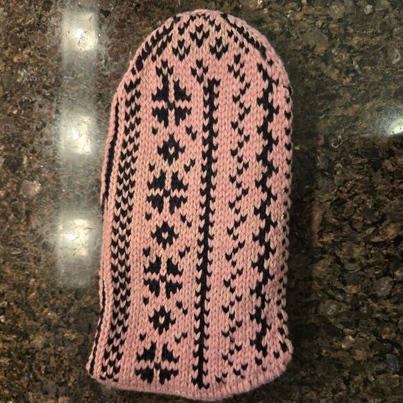 Nordic Slipper Socks Pink And Black Knit NEW - Picture 2 of 5